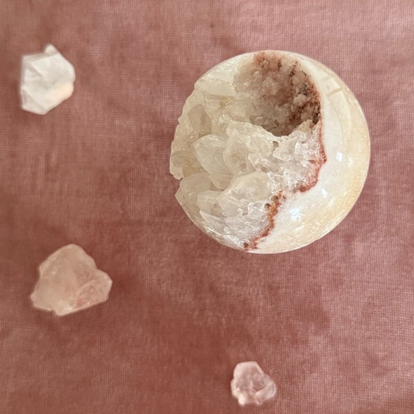 Crystal Geode Sphere - Picture 1 of 3